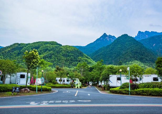 途居黄山露营地